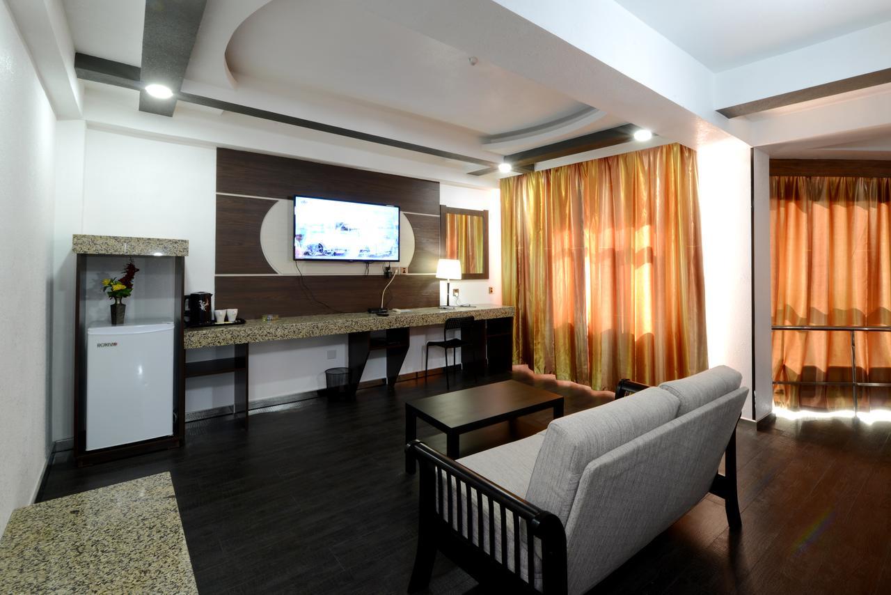 Zolo Hotel Улан-Батор Екстер'єр фото