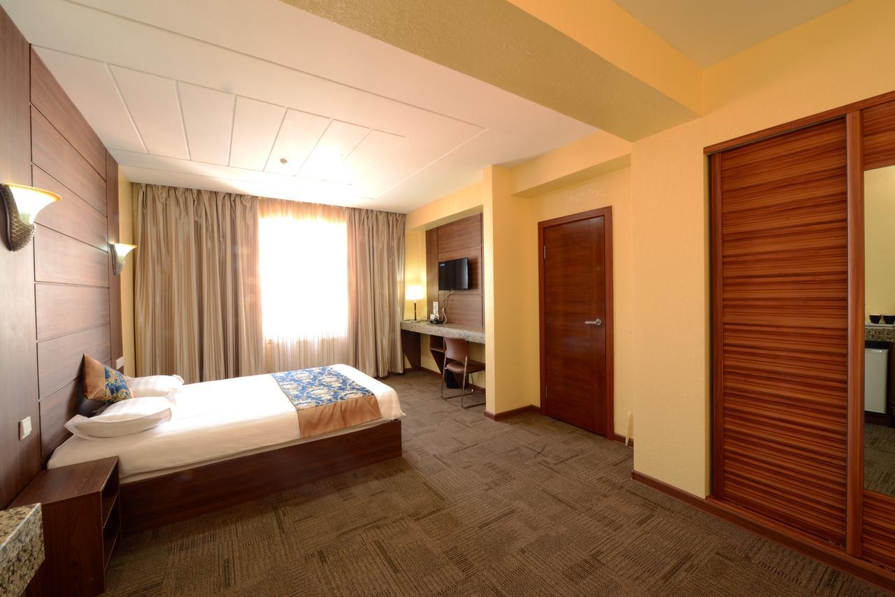 Zolo Hotel Улан-Батор Екстер'єр фото