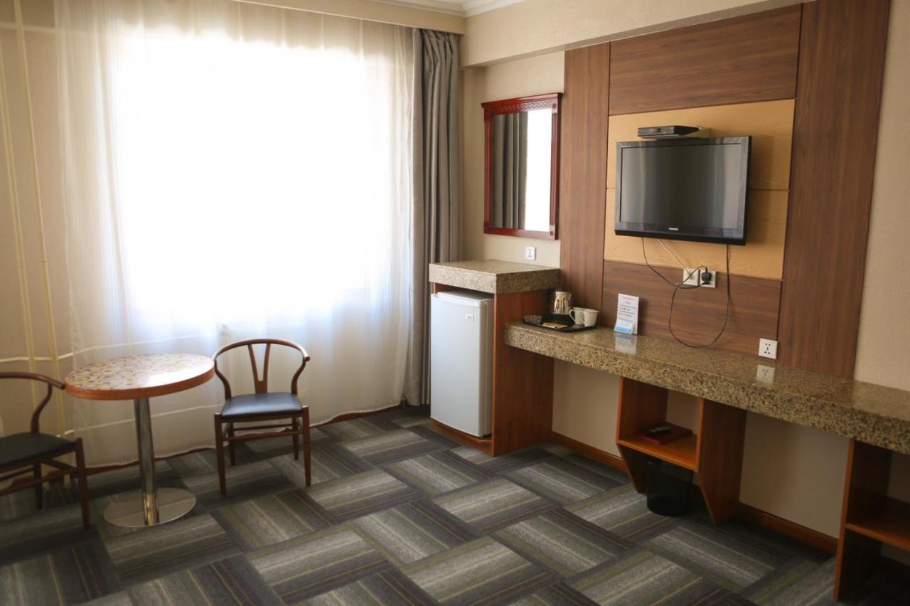 Zolo Hotel Улан-Батор Екстер'єр фото